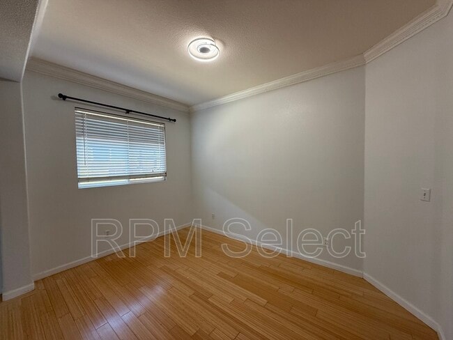 Building Photo - 9382 Mainline Dr