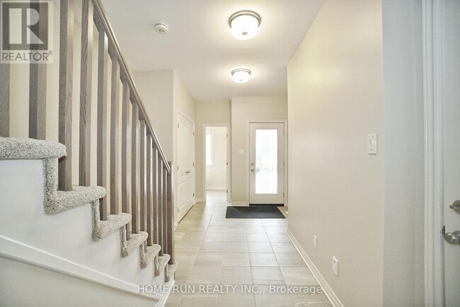 Building Photo - 211 Pastel Way