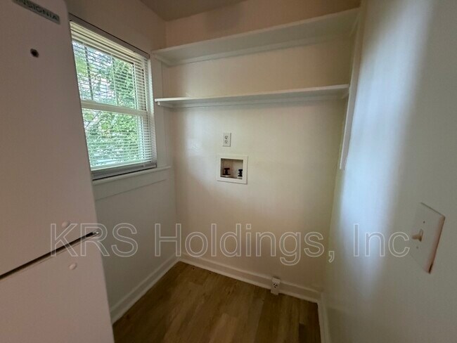 Building Photo - 3313 Williams St