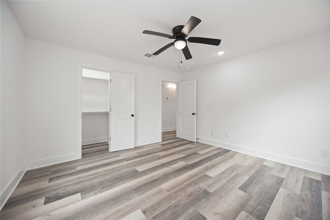 Foto del edificio - 3405 Mt Pleasant St