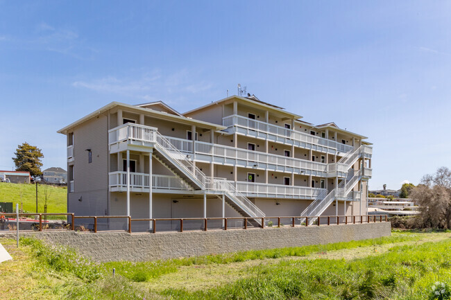 Building - Sparrow Terrace