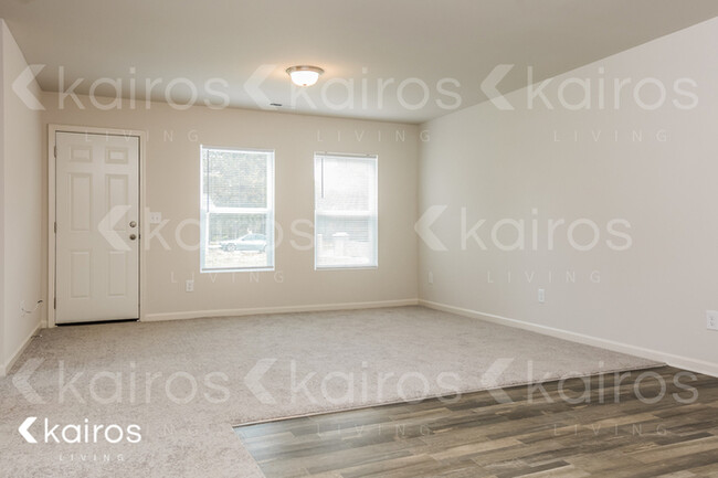 Building Photo - 207 Essex St.