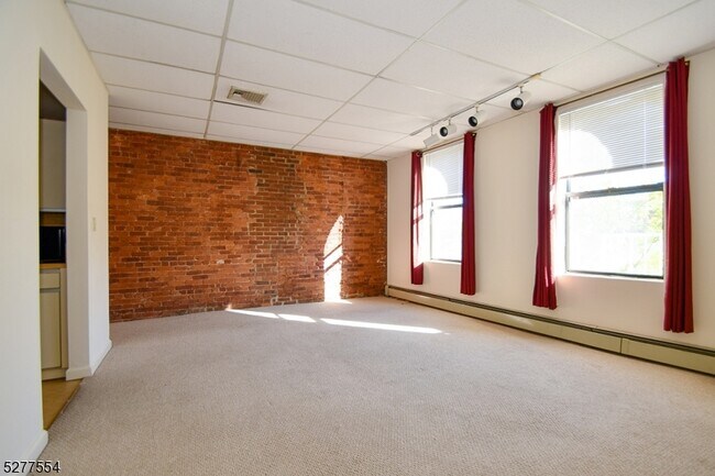 Foto del edificio - 431 Springfield Ave