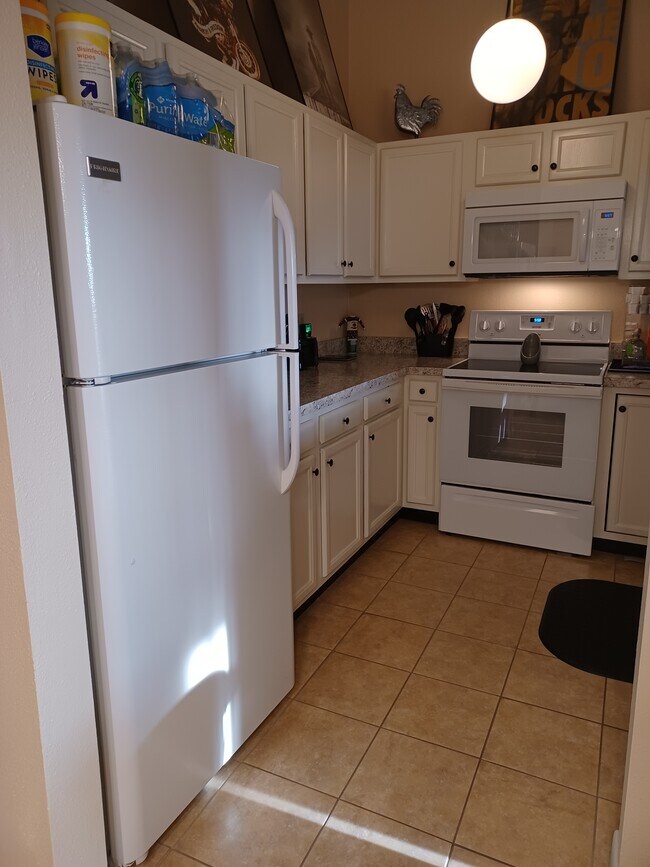 Fotografía del edificio - 1411 Hammock Pine Blvd