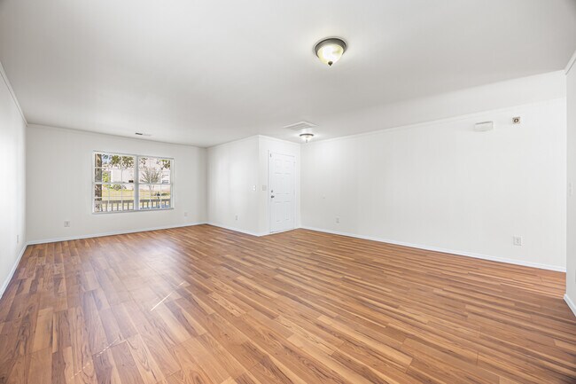 Foto del edificio - 4102 Rosefield Ct