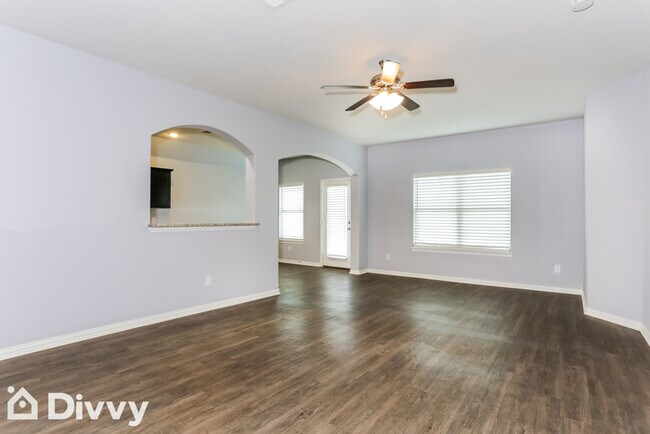 Building Photo - 9021 Curacao Dr