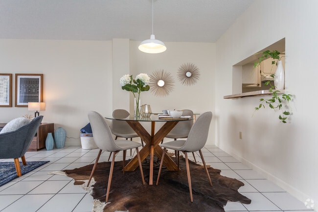 8920-502 - The Birchwoods