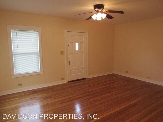 Foto del edificio - 2220-2220 W Mistletoe Ave