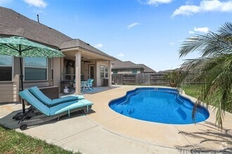Building Photo - 2510 Ocean Key Dr