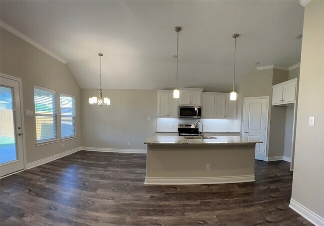 Foto del edificio - 704 Tippit Ln
