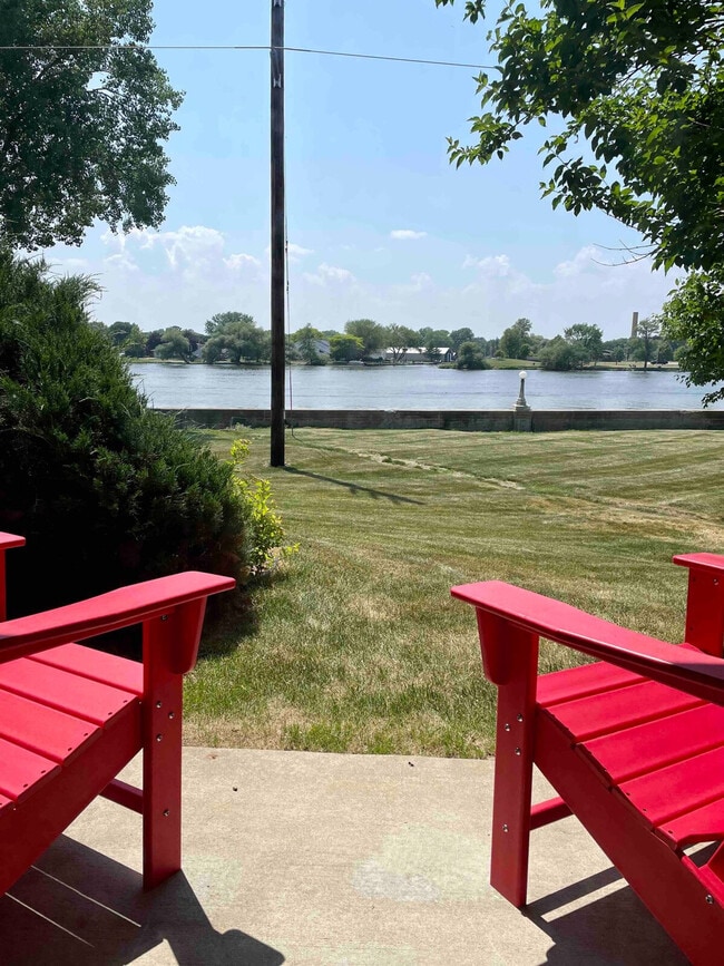 Foto del edificio - 1335 Summit Ave