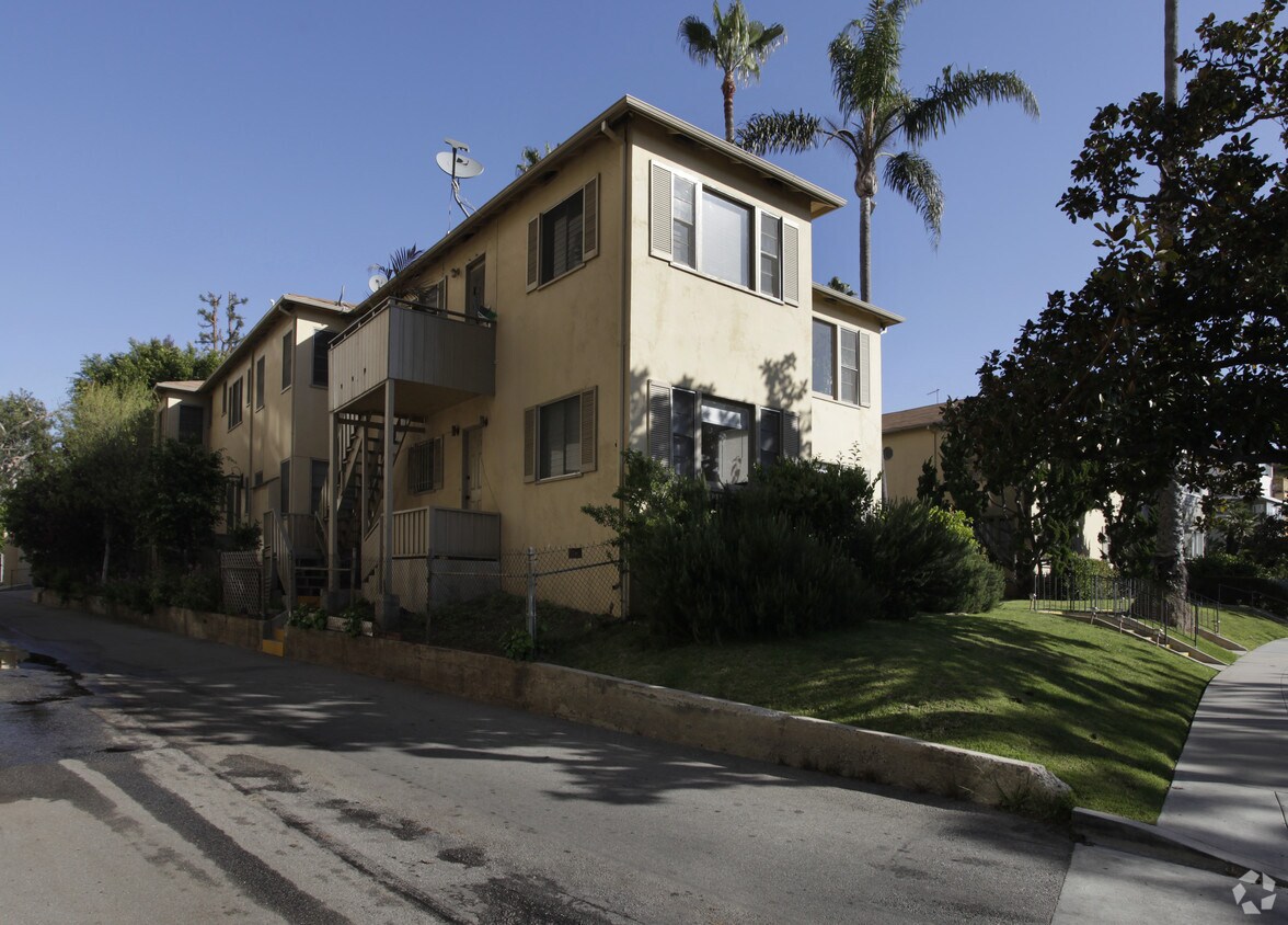 Primary Photo - 123-133 San Vicente Blvd
