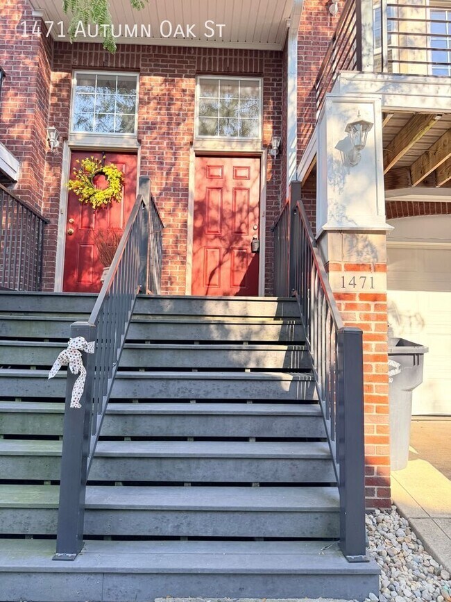Foto del edificio - 1471 Autumn Oak St