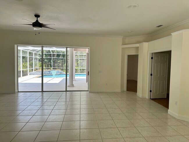 Building Photo - 20 Bishopscourt Rd