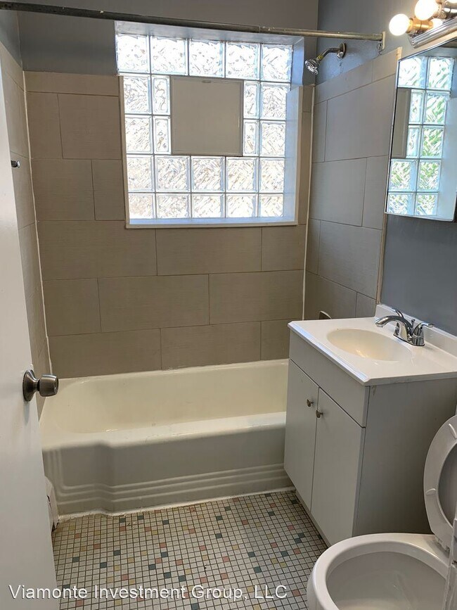 Building Photo - 4329 W 95th St