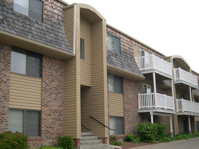 Foto principal - 5101 Grover St