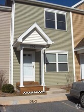 Building Photo - 25 Beverly Ct