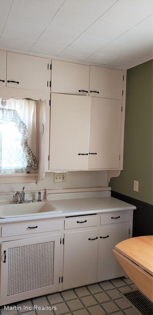 Foto del edificio - 2 br, 1 bath House - 1414 Cornwall Ave