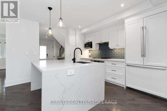 Building Photo - 26 Traymore Crescent