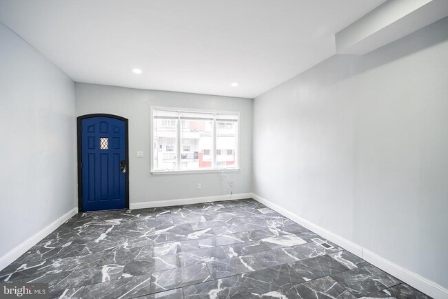 Foto del edificio - 2265 E Clearfield St