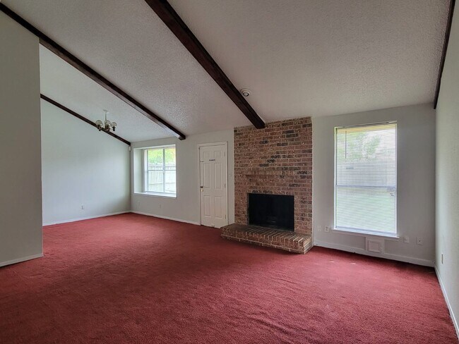 Foto del edificio - 11651 Woodbuck Trail