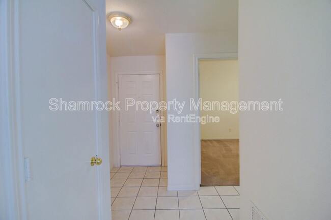 Foto del edificio - 10120 Cordoba Ct
