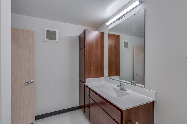 Bathroom - Blooming Meadows North