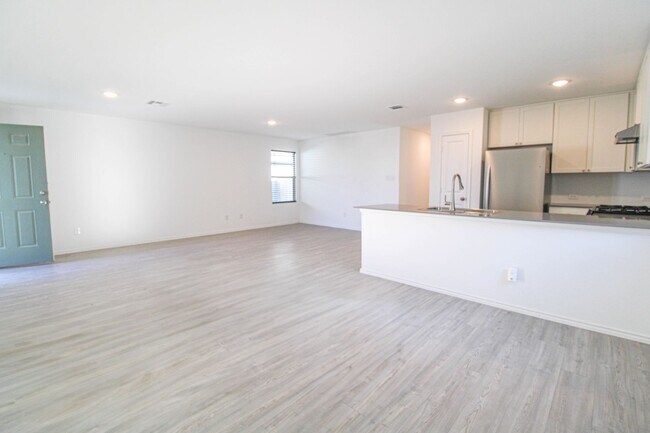 Foto del edificio - ************Move In Special- 2 WEEKS FREE!!!!************