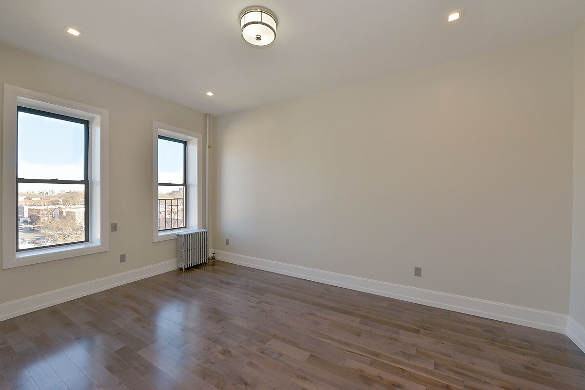 Building Photo - 8002 21st Ave
