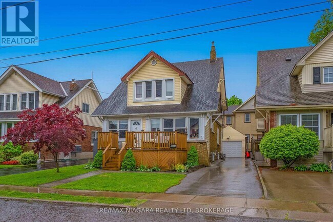 Photo du bâtiment - 5078 Armoury St