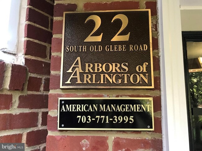Building Photo - 22 S Old Glebe Rd