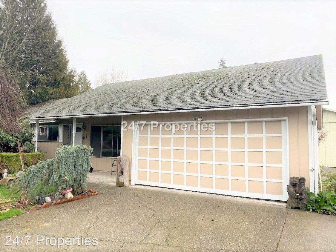 Primary Photo - 3 br, 2 bath House - 10203 NW 22nd Ave.