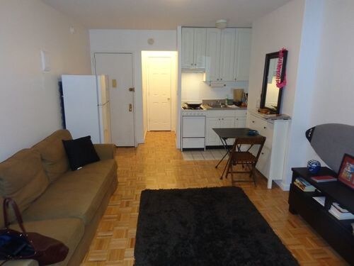 Primary Photo - 30 Jones St