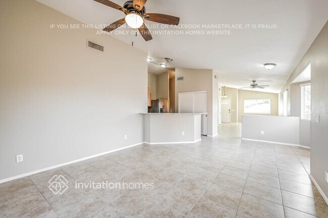 Foto del edificio - 16416 N 138th Ln