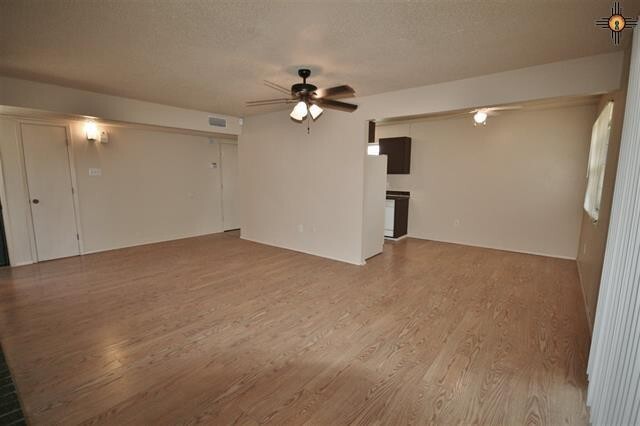 Foto del edificio - Spacious Newly Remodeled 3 Bed! Sandia Sch...