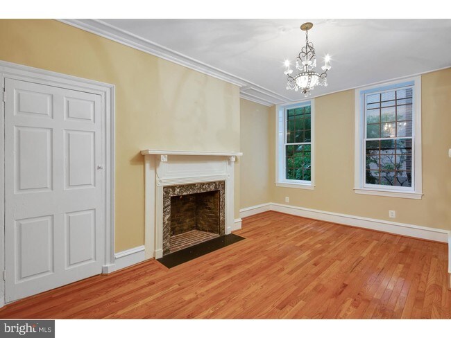 Building Photo - 535 Spruce St