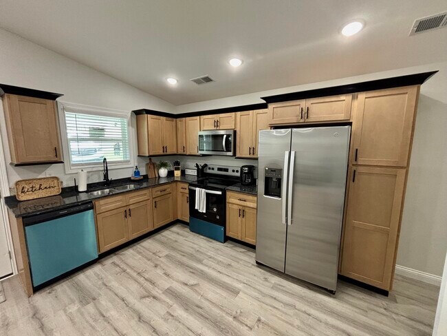 Foto del edificio - 71 Bluegrass Rd
