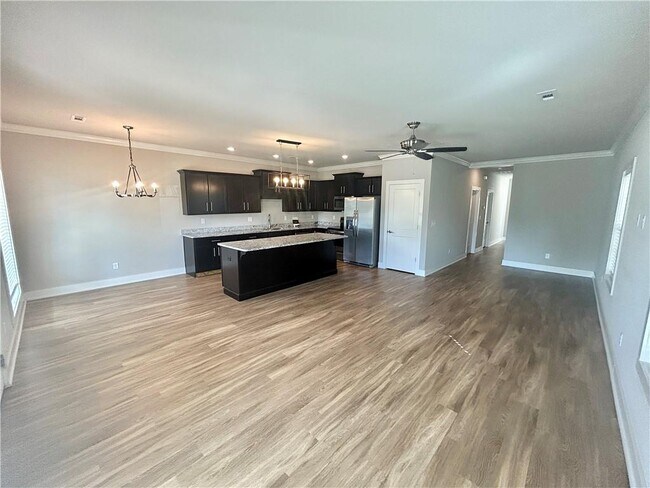 Foto del edificio - 1001 NE Hts Ln