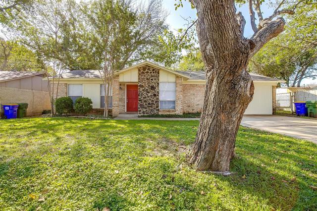 Foto principal - 5708 Bowling Dr
