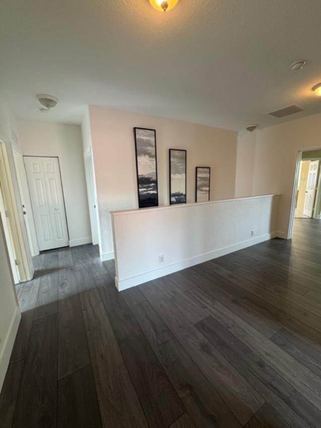 Foto del edificio - 1033 Grove Park Cir