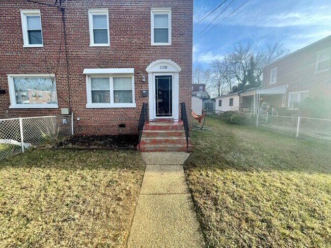 Foto del edificio - 1139 Booker Dr