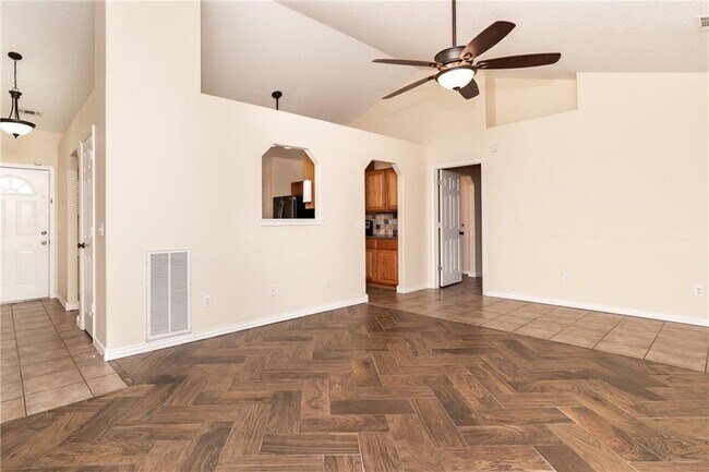 Foto del edificio - 2230 Oaklawn Ave