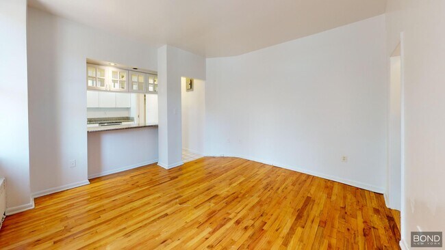 Foto del edificio - 78 W 11th St
