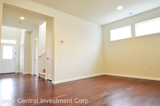 Building Photo - 5 br, 3 bath House - 17718 SE 189th st
