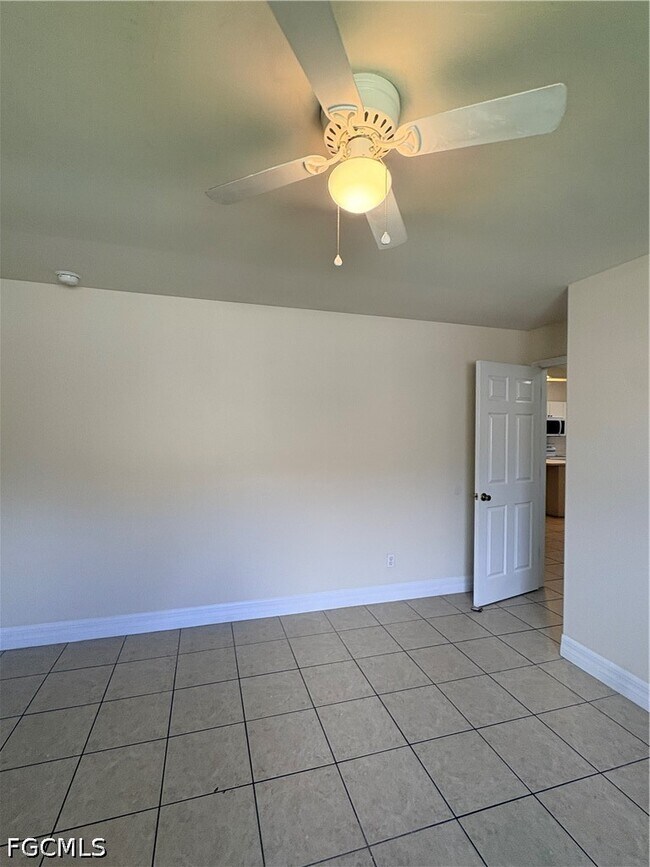 Foto del edificio - 1713 SW 33rd Terrace