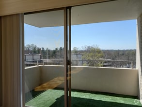 Building Photo - 4515 Willard Ave