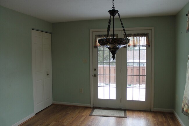 Foto del edificio - Town Home