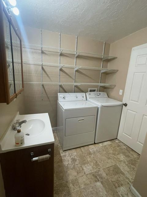 Building Photo - 36655 Edgington Rd