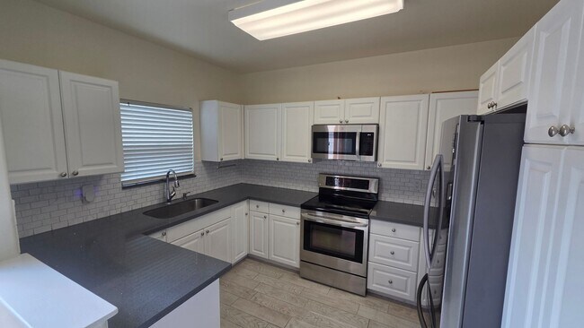 Foto del edificio - Beautiful 3BR/2.5BA Townhome in Ke Noho Kai at Ocean Pointe