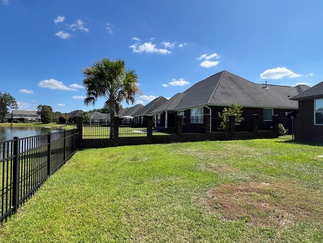Foto del edificio - 2125 Harborview Dr